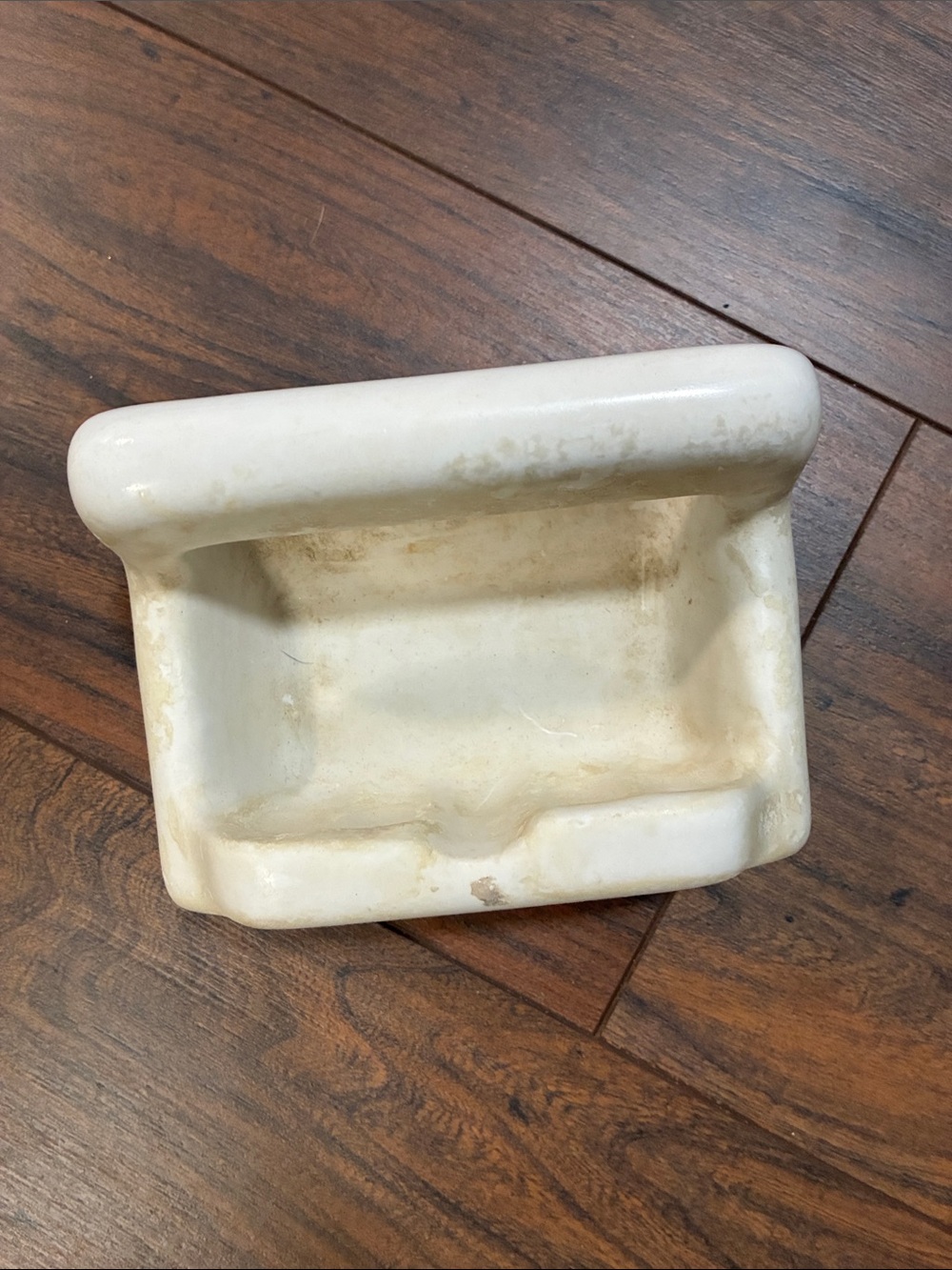 White Ceramic Soap Dish - Classic Home Bath Accessory